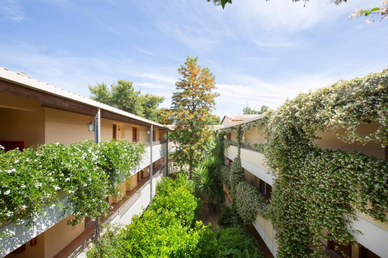 Negroponte Resort Eretria Екстериор снимка