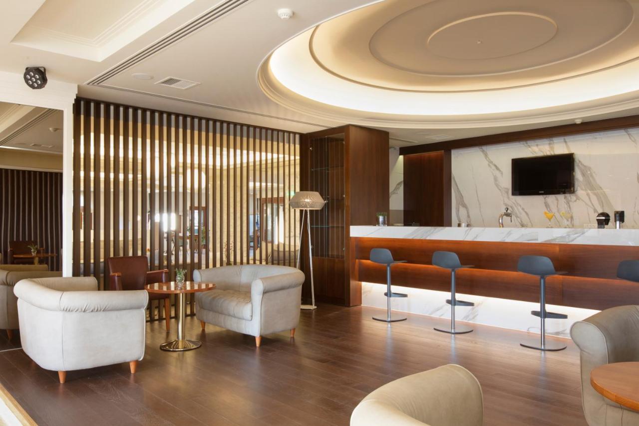 Negroponte Resort Eretria Екстериор снимка