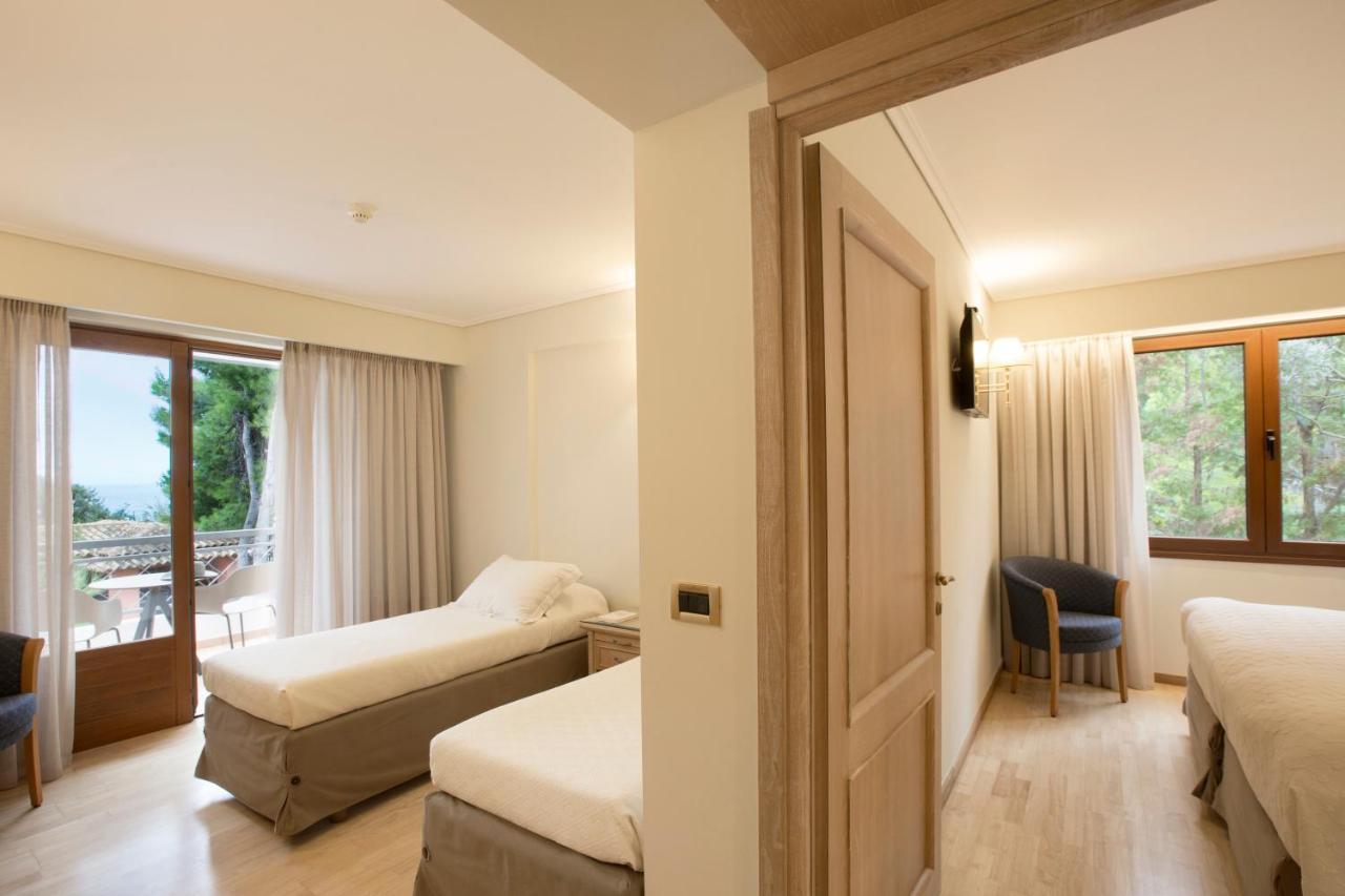 Negroponte Resort Eretria Екстериор снимка