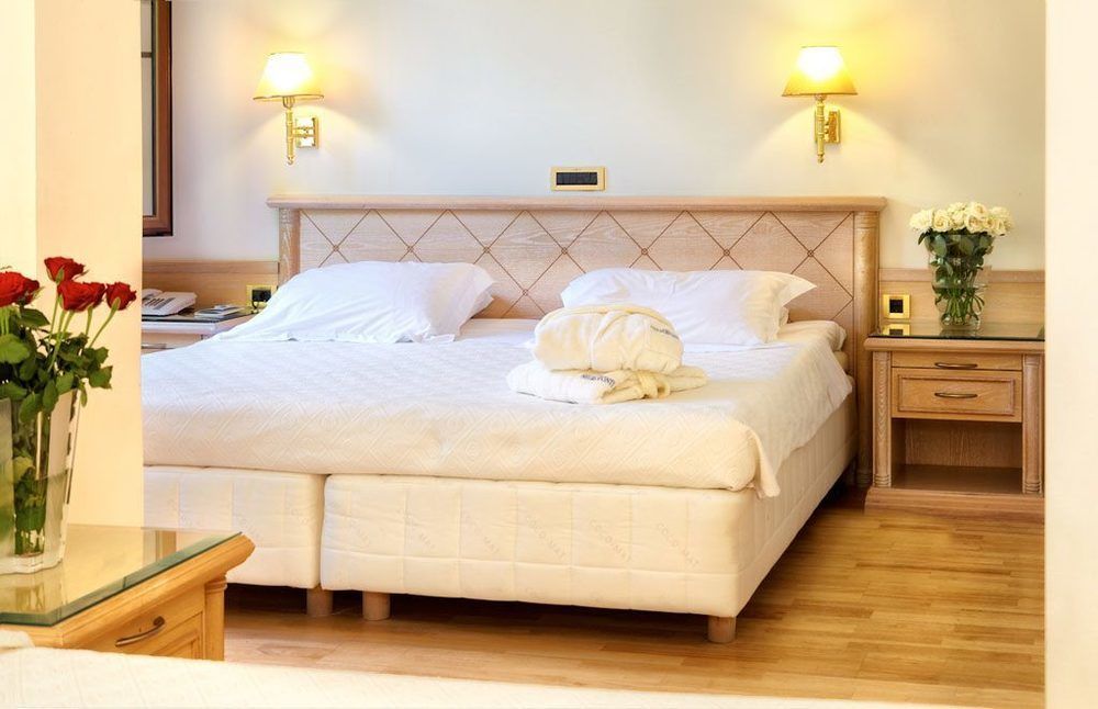Negroponte Resort Eretria Екстериор снимка