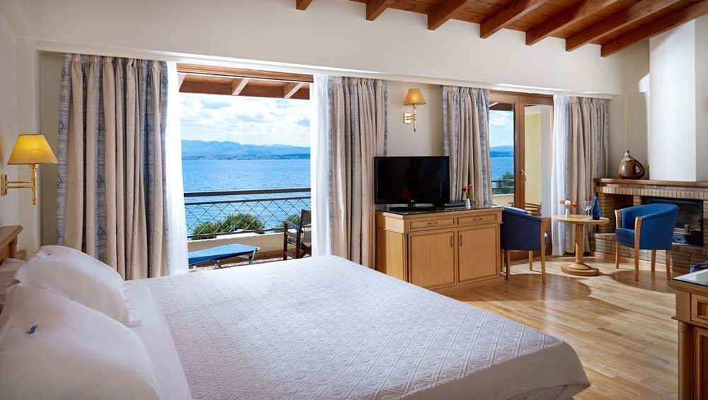 Negroponte Resort Eretria Екстериор снимка