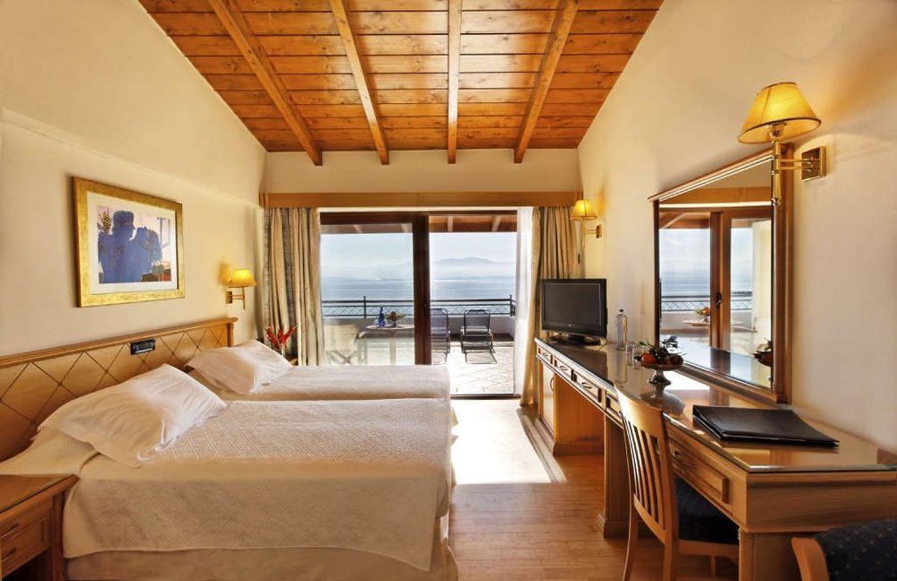 Negroponte Resort Eretria Екстериор снимка