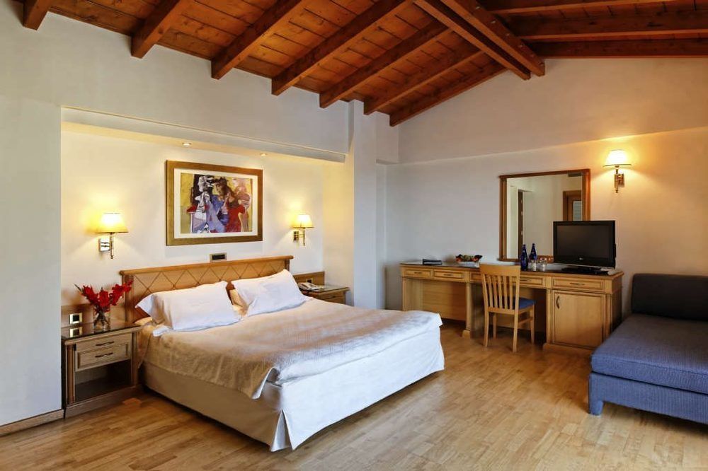 Negroponte Resort Eretria Екстериор снимка