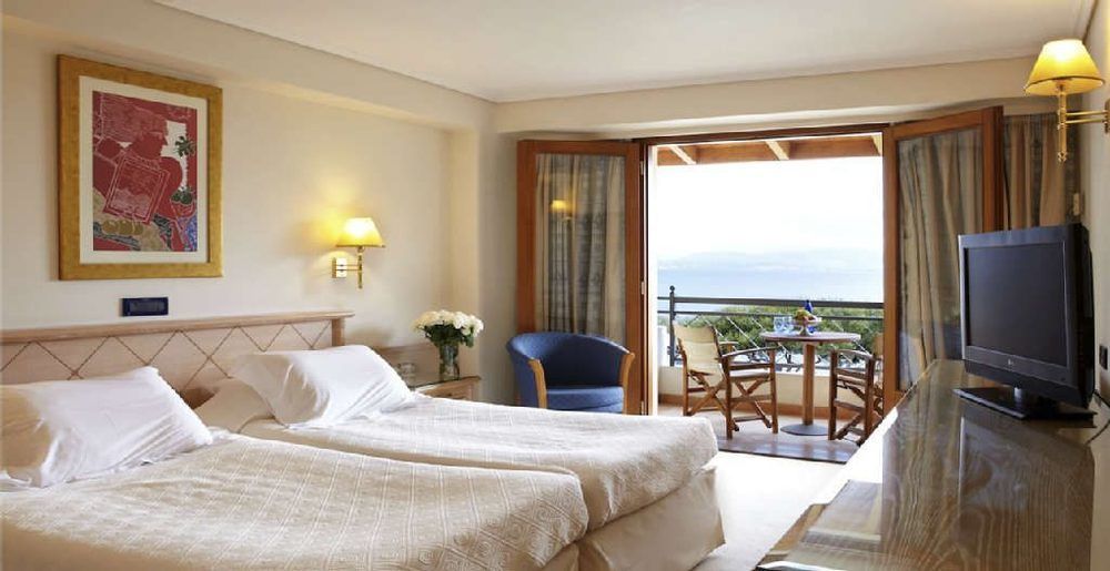 Negroponte Resort Eretria Екстериор снимка